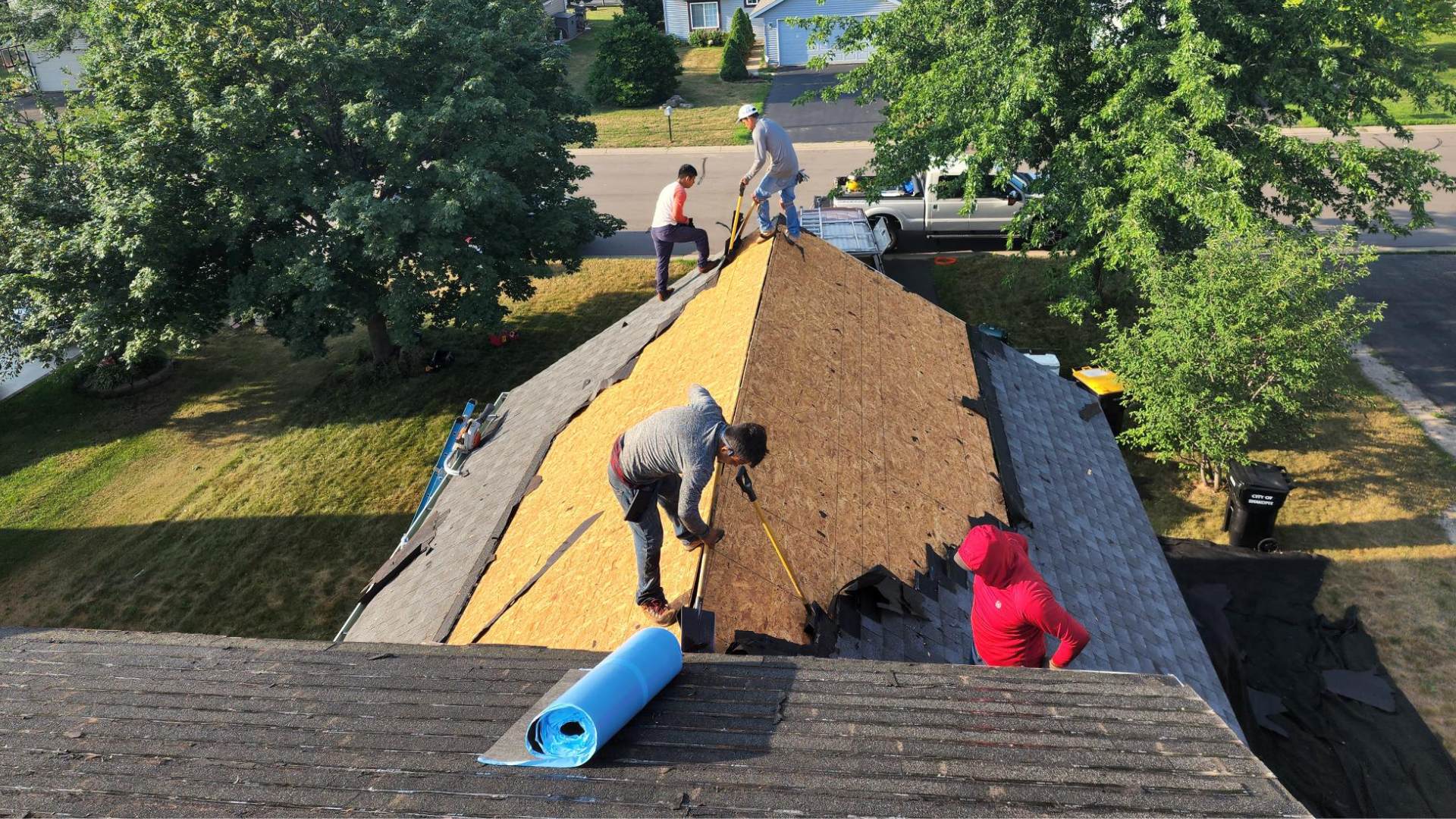 Iron River installing a roof replacement for a Minneapolis home