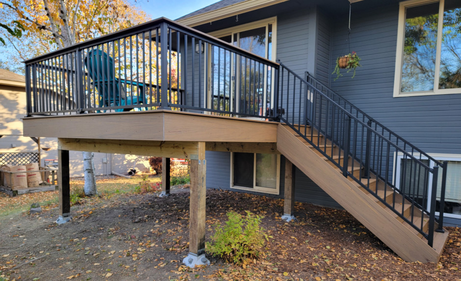 Deck designed and built by Iron River Construction on a Chaska, MN home