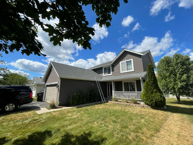 Shakopee, MN home with new siding, roofing, and gutters by Iron River Construction