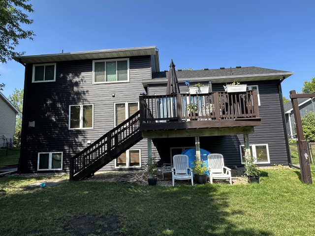 Shakopee home with new siding installed by Iron River Co