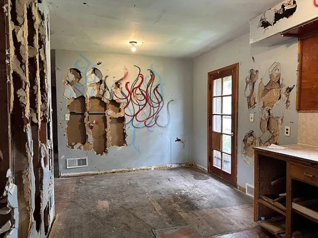 BEFORE before full remodel 1946 historic home glencoe